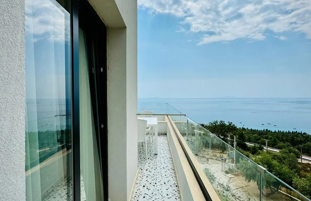 Gogo'S Boutique Hotel-1
